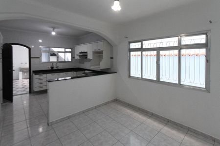 Casa para alugar com 179m², 3 quartos e 2 vagas Casa para alugar com 179m², 3 quartos e 2 vagasCozinha