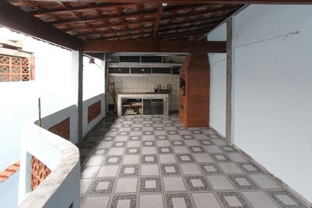 Casa para alugar com 179m², 3 quartos e 2 vagas Casa para alugar com 179m², 3 quartos e 2 vagasÁrea comum