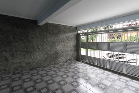 Casa para alugar com 179m², 3 quartos e 2 vagas Casa para alugar com 179m², 3 quartos e 2 vagasÁrea comum
