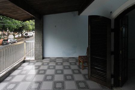 Casa para alugar com 179m², 3 quartos e 2 vagas Casa para alugar com 179m², 3 quartos e 2 vagasVaranda