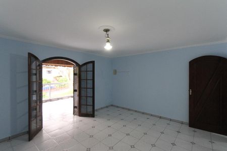 Casa para alugar com 179m², 3 quartos e 2 vagas Casa para alugar com 179m², 3 quartos e 2 vagasQuarto 03