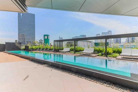 Apartamento à venda com 37m², 1 quarto e 1 vaga Apartamento à venda com 37m², 1 quarto e 1 vagaÁrea comum - Piscina