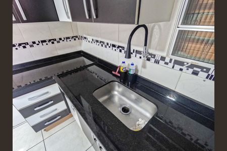 Casa para alugar com 60m², 1 quarto e sem vagaCozinha