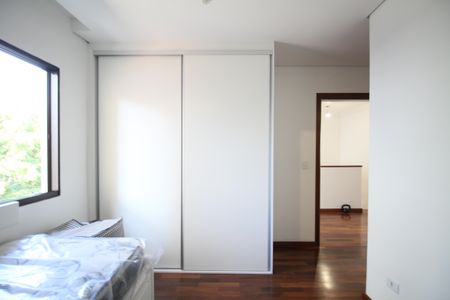 Casa à venda com 499m², 3 quartos e 6 vagasQuarto 