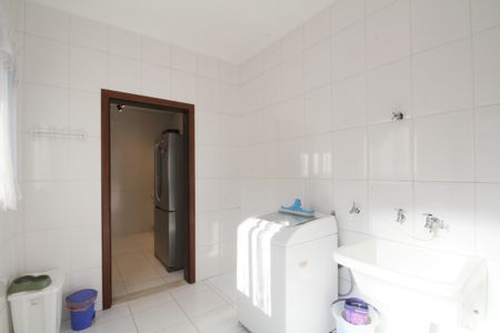 Casa à venda com 499m², 3 quartos e 6 vagasÁrea de Serviço