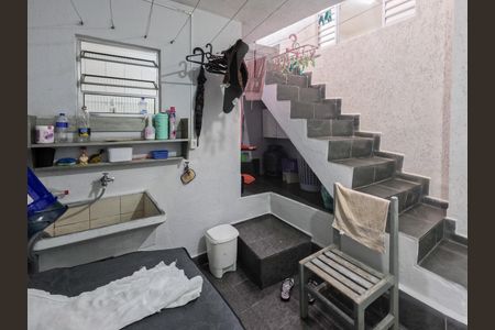 Casa à venda com 310m², 6 quartos e sem vaga Casa à venda com 310m², 6 quartos e sem vagaÁrea de Serviço 2