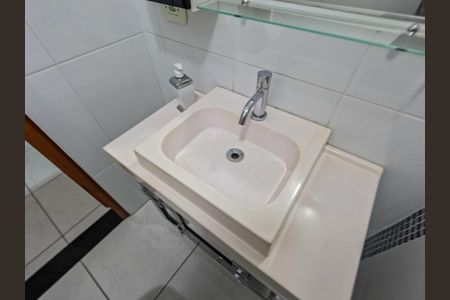 Casa à venda com 310m², 6 quartos e sem vaga Casa à venda com 310m², 6 quartos e sem vagaBanheiro 2