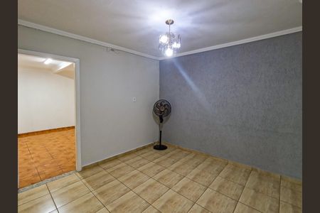 Casa à venda com 310m², 6 quartos e sem vaga Casa à venda com 310m², 6 quartos e sem vagaSala