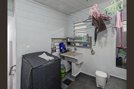 Casa à venda com 310m², 6 quartos e sem vaga Casa à venda com 310m², 6 quartos e sem vagaÁrea de Serviço 2