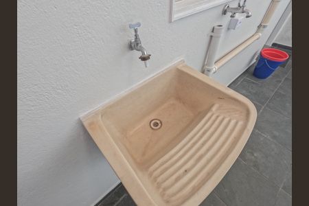 Casa à venda com 310m², 6 quartos e sem vaga Casa à venda com 310m², 6 quartos e sem vagaÁrea de Serviço 3