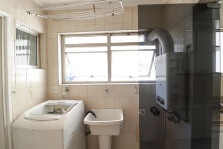 Apartamento à venda com 127m², 3 quartos e 3 vagasBanheiro de Serviço