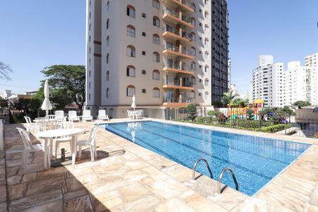 Apartamento à venda com 127m², 3 quartos e 3 vagasPiscina