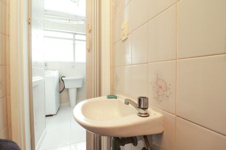 Apartamento à venda com 127m², 3 quartos e 3 vagasBanheiro de Serviço