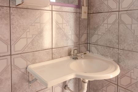 Apartamento à venda com 52m², 2 quartos e sem vaga Apartamento à venda com 52m², 2 quartos e sem vagaBanheiro