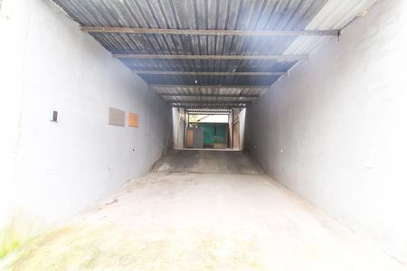 Casa à venda com 25m², 1 quarto e 10 vagas Casa à venda com 25m², 1 quarto e 10 vagasGaragem