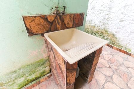 Casa à venda com 25m², 1 quarto e 10 vagas Casa à venda com 25m², 1 quarto e 10 vagasÁrea de Serviço