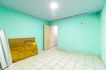 Casa à venda com 25m², 1 quarto e 10 vagas Casa à venda com 25m², 1 quarto e 10 vagasSala/Quarto