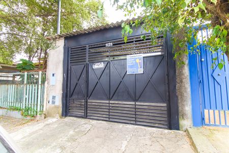 Casa à venda com 25m², 1 quarto e 10 vagas Casa à venda com 25m², 1 quarto e 10 vagasFachada + Plaquinha