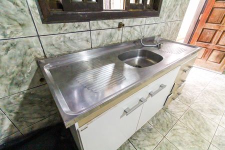 Casa à venda com 25m², 1 quarto e 10 vagas Casa à venda com 25m², 1 quarto e 10 vagasCozinha