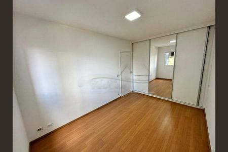 Apartamento à venda com 66m², 2 quartos e 1 vaga