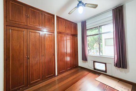 Apartamento à venda com 88m², 3 quartos e 1 vaga Apartamento à venda com 88m², 3 quartos e 1 vagaSuite