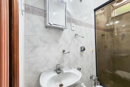 Apartamento à venda com 88m², 3 quartos e 1 vaga Apartamento à venda com 88m², 3 quartos e 1 vagaBanheiro