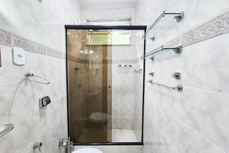 Apartamento à venda com 88m², 3 quartos e 1 vaga Apartamento à venda com 88m², 3 quartos e 1 vagaBanheiro