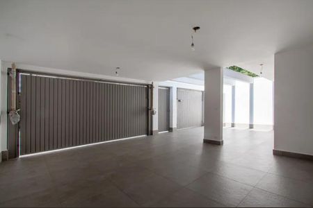 Casa à venda com 360m², 3 quartos e 3 vagas Casa à venda com 360m², 3 quartos e 3 vagasFoto 05