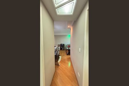 Apartamento à venda com 70m², 2 quartos e 1 vaga Apartamento à venda com 70m², 2 quartos e 1 vagaCorredor