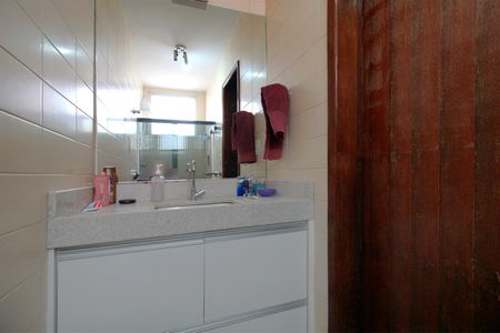 Apartamento à venda com 90m², 3 quartos e 1 vagaBanheiro da Suíte