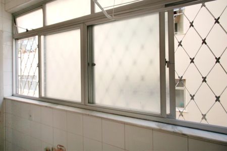 Apartamento à venda com 90m², 3 quartos e 1 vagaÁrea de Serviço