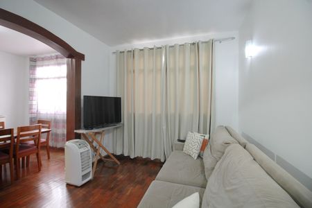 Apartamento à venda com 90m², 3 quartos e 1 vagaSala