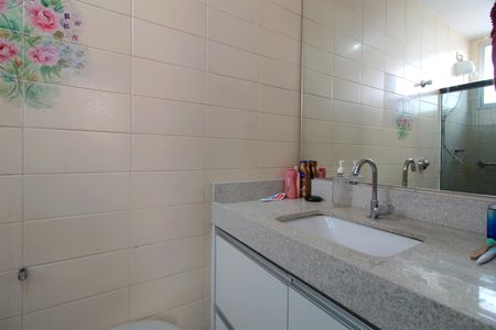 Apartamento à venda com 90m², 3 quartos e 1 vagaBanheiro da Suíte