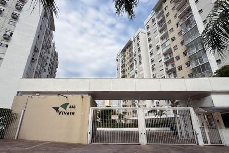 Apartamento à venda com 72m², 3 quartos e 2 vagasFachada