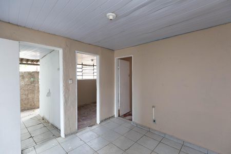 Casa para alugar com 60m², 3 quartos e sem vaga Casa para alugar com 60m², 3 quartos e sem vagaSala