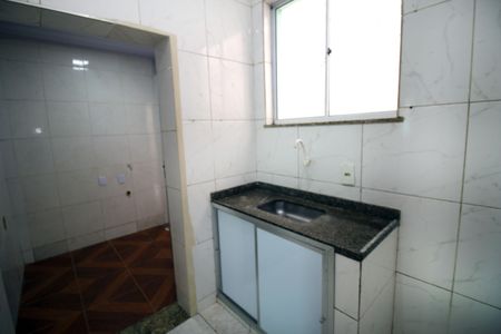 Casa de condomínio para alugar com 60m², 2 quartos e sem vagaCozinha