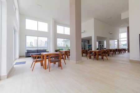 Apartamento para alugar com 81m², 2 quartos e 2 vagasÁrea comum - Salão de festas