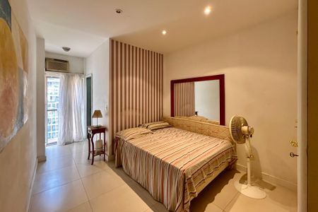 Apartamento à venda com 42m², 1 quarto e sem vagaQuarto