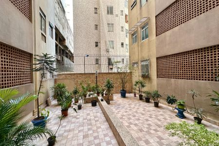 Apartamento à venda com 42m², 1 quarto e sem vagaÁrea comum