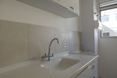 Apartamento à venda com 48m², 2 quartos e 1 vagaCozinha 