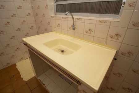 Casa à venda com 45m², 1 quarto e sem vaga Casa à venda com 45m², 1 quarto e sem vagaCozinha - Torneira