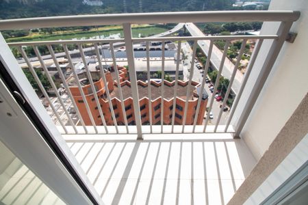 Apartamento para alugar com 27m², 1 quarto e sem vaga Apartamento para alugar com 27m², 1 quarto e sem vagaVaranda