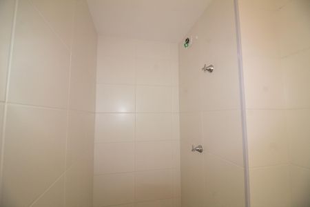 Apartamento para alugar com 27m², 1 quarto e sem vaga Apartamento para alugar com 27m², 1 quarto e sem vagaBanheiro da Suíte