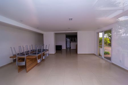 Apartamento para alugar com 33m², 1 quarto e sem vaga Apartamento para alugar com 33m², 1 quarto e sem vagaÁrea comum - Salão de festas