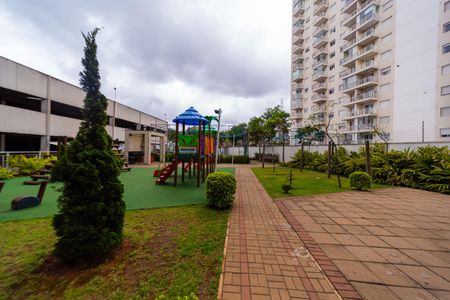 Apartamento para alugar com 33m², 1 quarto e sem vaga Apartamento para alugar com 33m², 1 quarto e sem vagaÁrea comum - Playground