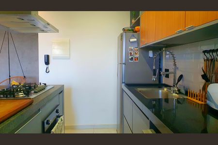 Apartamento para alugar com 60m², 2 quartos e 2 vagas Apartamento para alugar com 60m², 2 quartos e 2 vagasCozinha