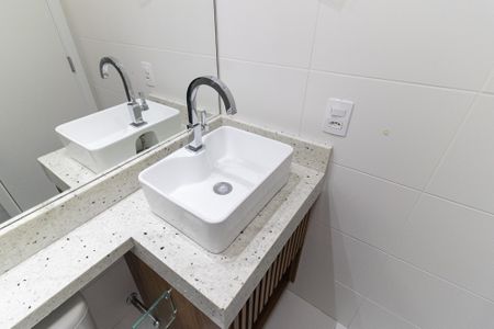 Apartamento para alugar com 32m², 2 quartos e sem vagaBanheiro