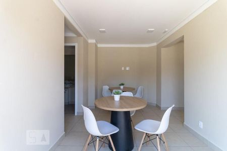 Apartamento para alugar com 32m², 2 quartos e sem vagaÁrea comum - Salão de festas