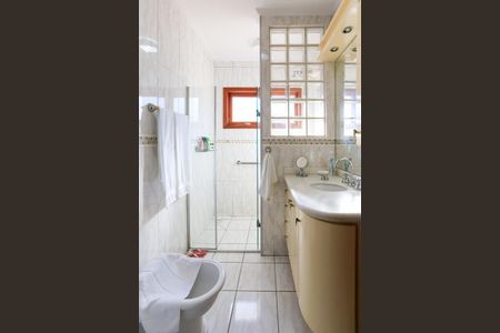 Casa à venda com 170m², 3 quartos e 3 vagasBanheiro