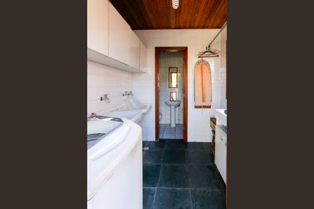 Casa à venda com 170m², 3 quartos e 3 vagasÁrea de Serviço